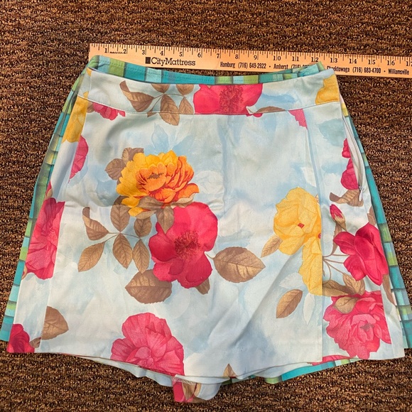 Vintage Cache Skorts - Picture 7 of 8